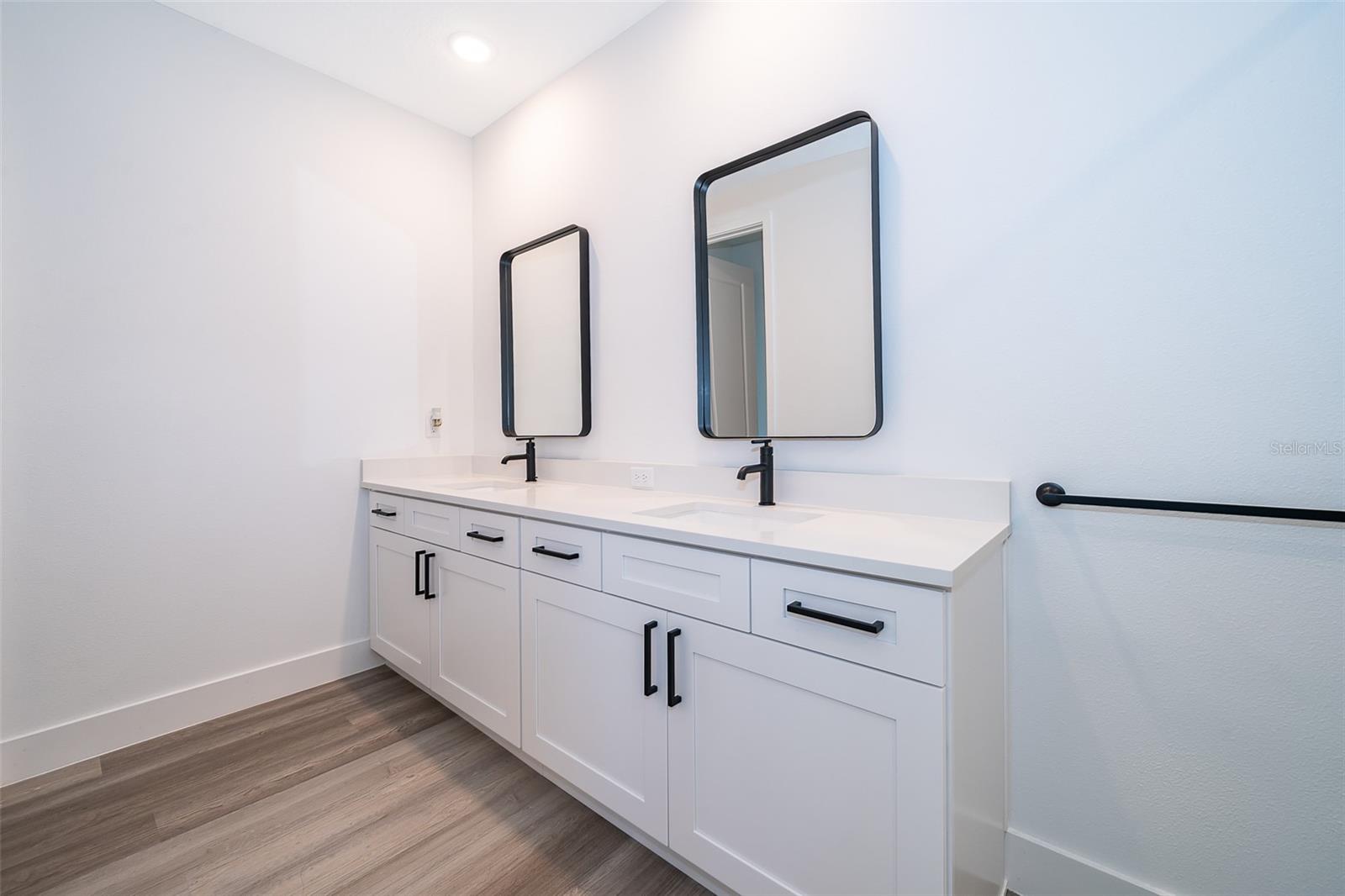 16046 Volterra Pt Property Photo 25