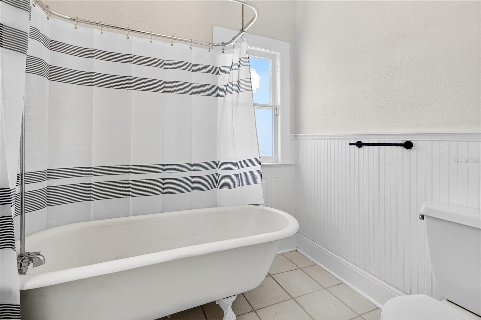 306 S 4th St Property Photo 16