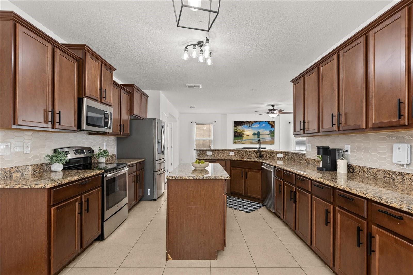 3597 Umbrella Ct Property Photo 13