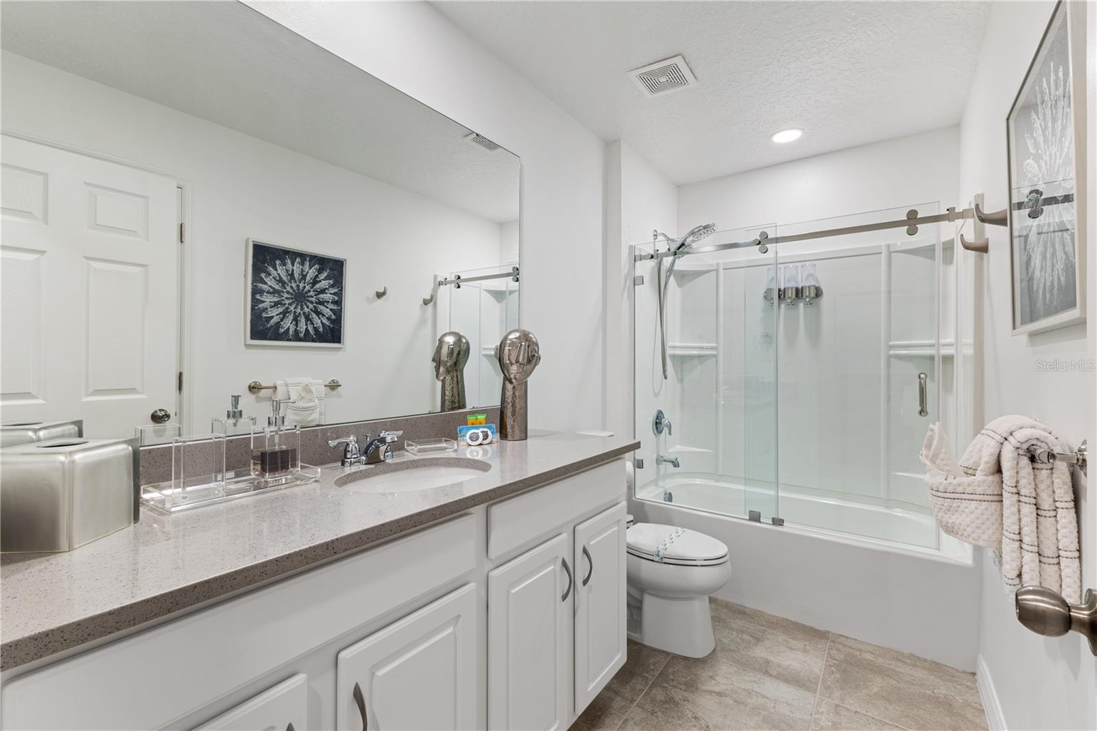 8975 Amelia Downs Trl Property Photo 71
