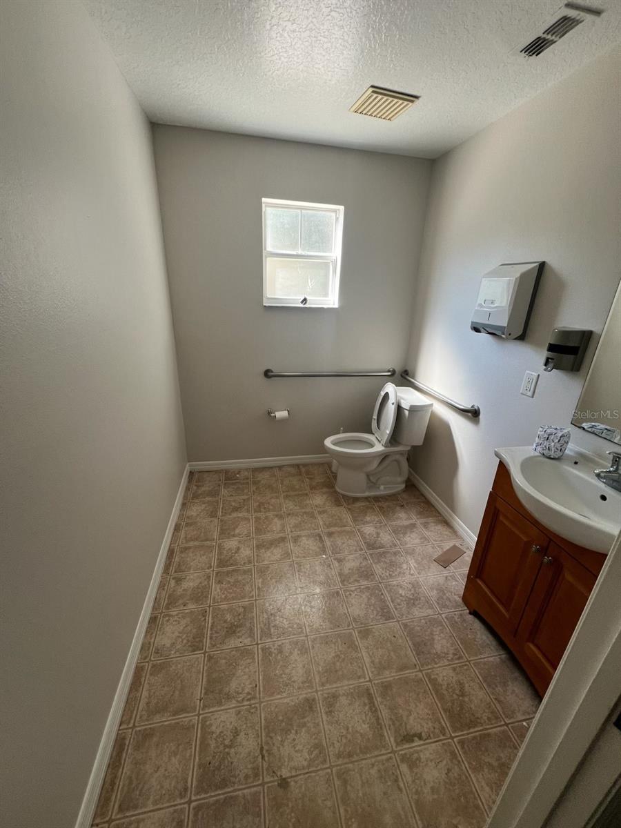 111 S Randolph Ave Property Photo 3