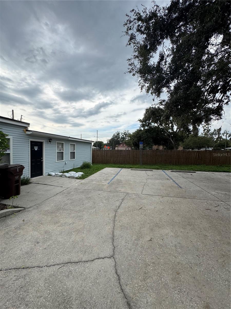 111 S Randolph Ave Property Photo 11