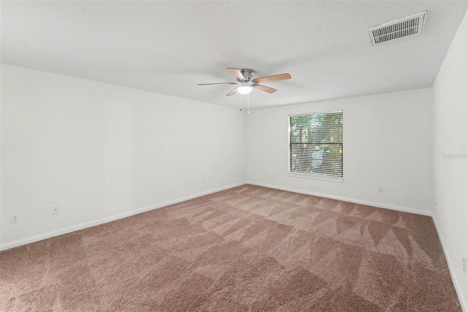 2057 Brent Pl Property Photo 12