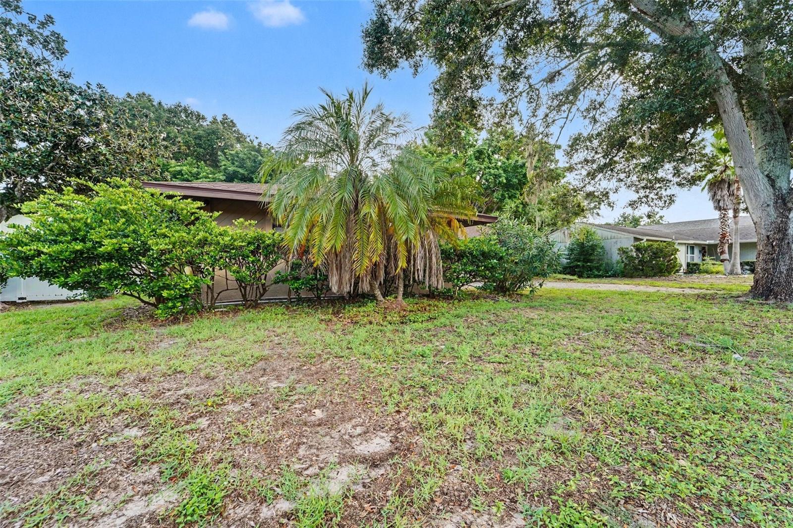 2057 Brent Pl Property Photo 24