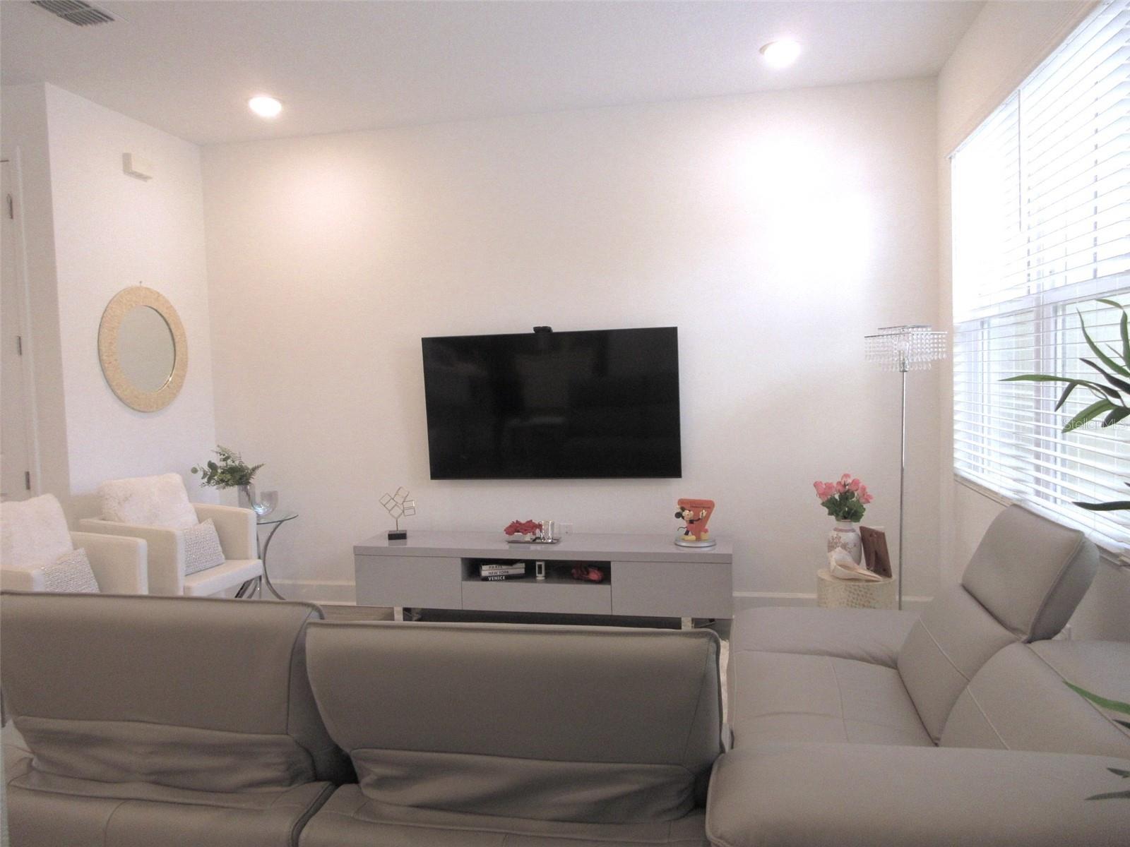 2252 Celebration Blvd Property Photo 21