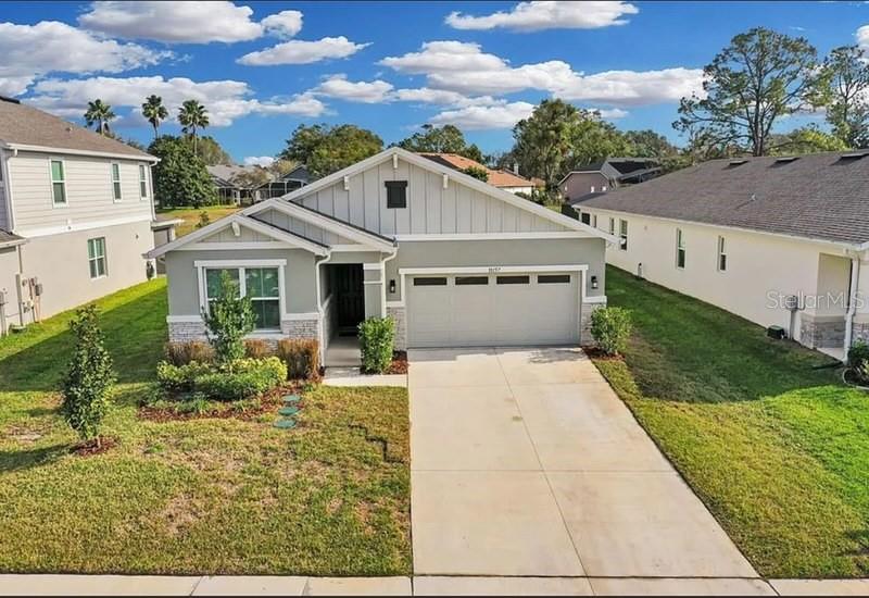 10157 Spring Lake Dr Property Photo 1