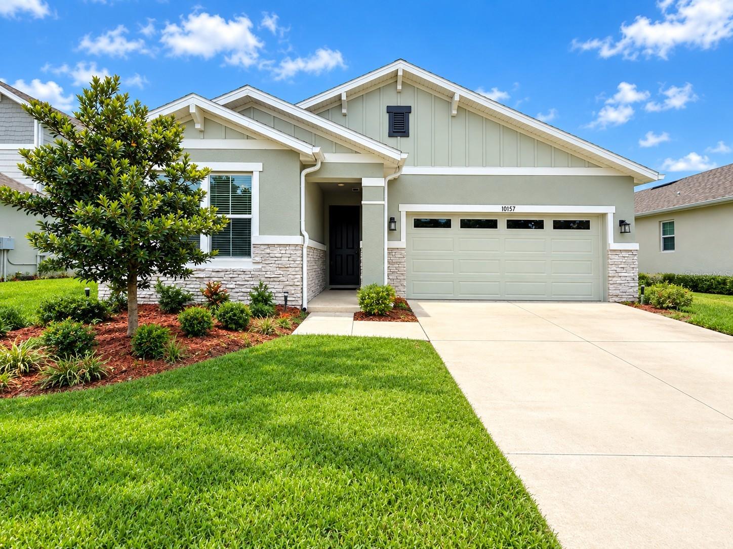 10157 Spring Lake Dr Property Photo 1