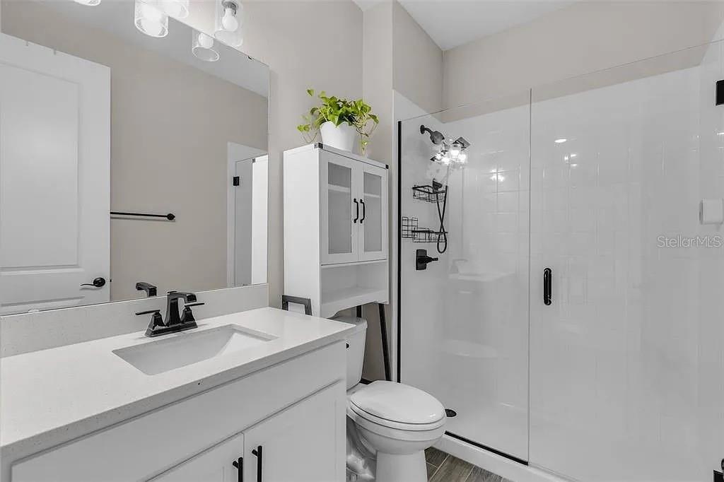 10157 Spring Lake Dr Property Photo 9