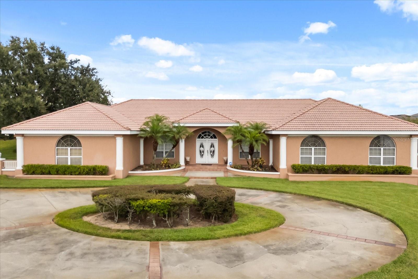 3082 Landings Ct Property Photo 1