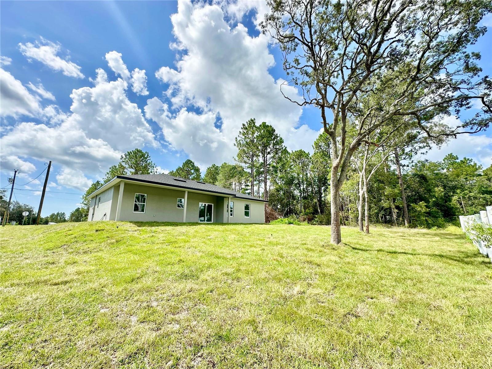 8010 N Pocono Dr Property Photo 10