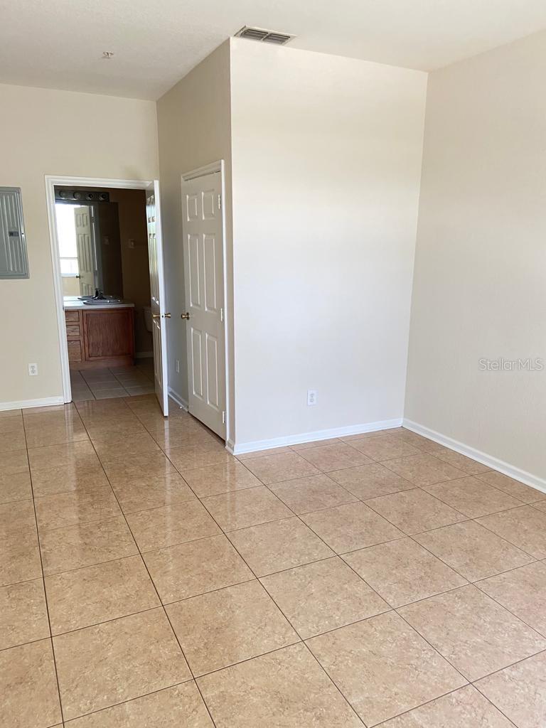 6100 Stevenson Dr #208 Property Photo 3