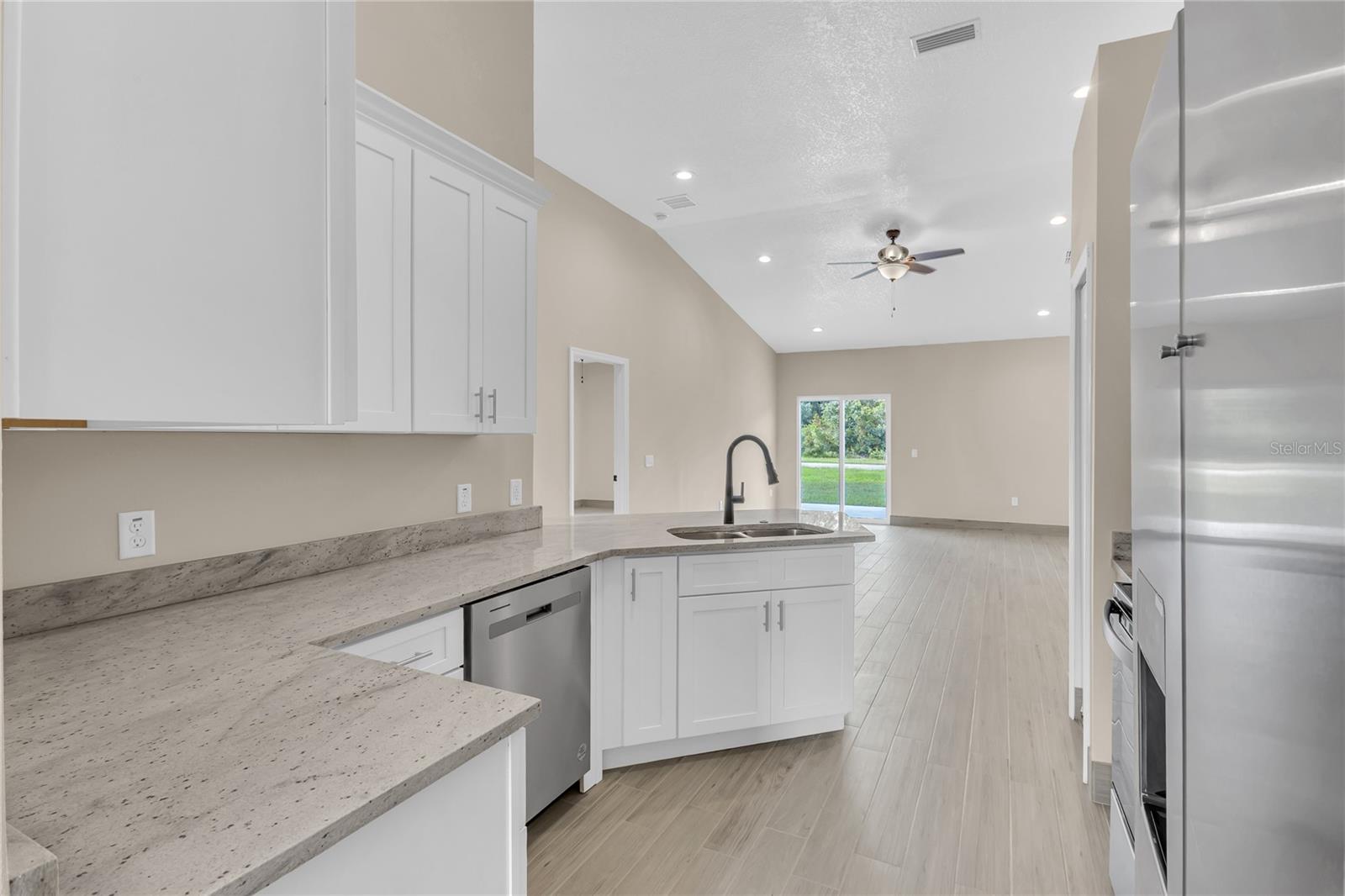 17 Herring Ct Property Photo 8
