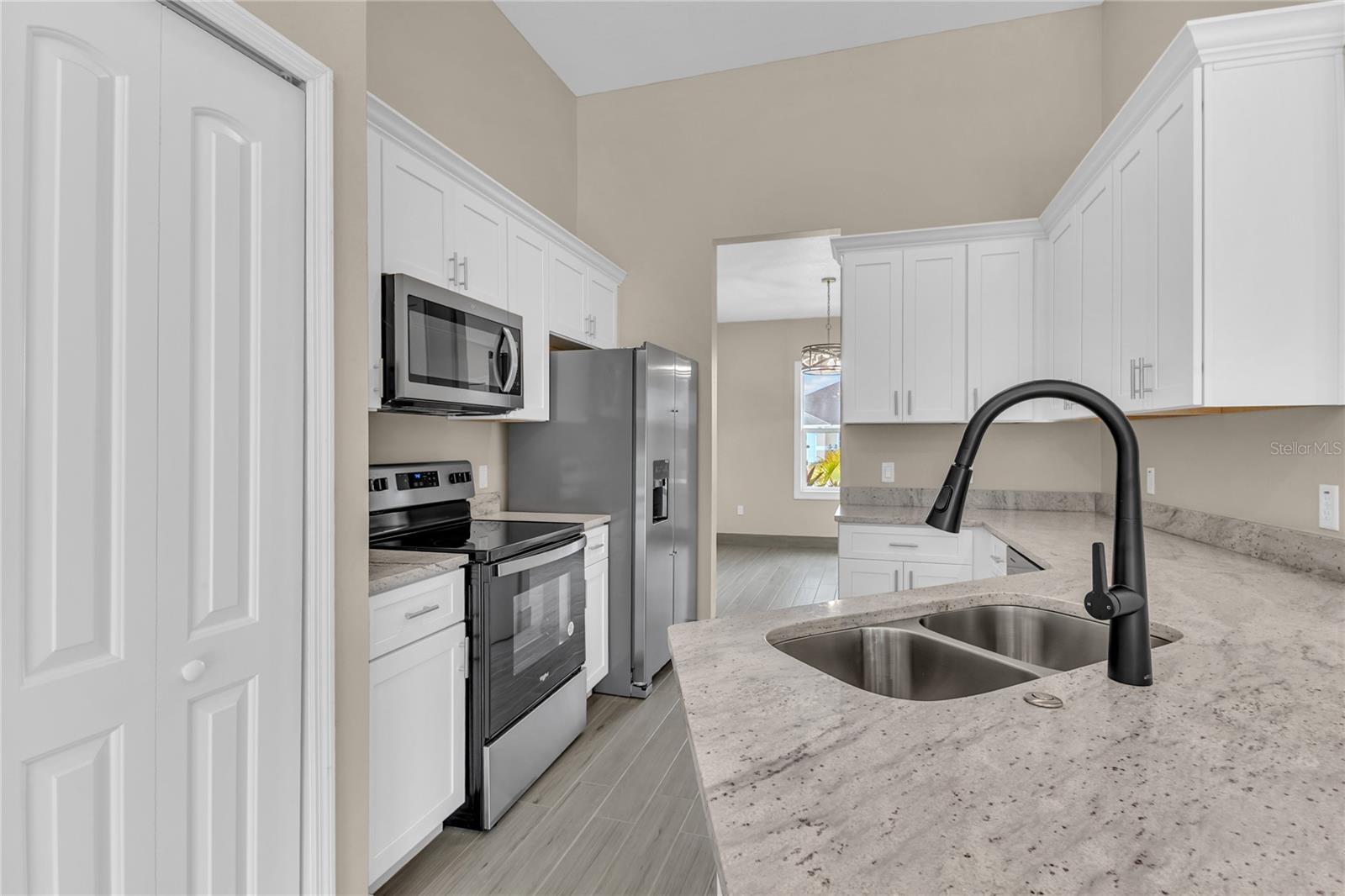 17 Herring Ct Property Photo 9