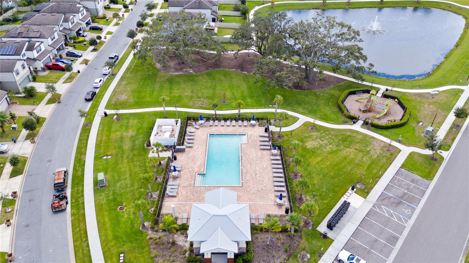 3570 Southern Cross Loop Property Photo 33