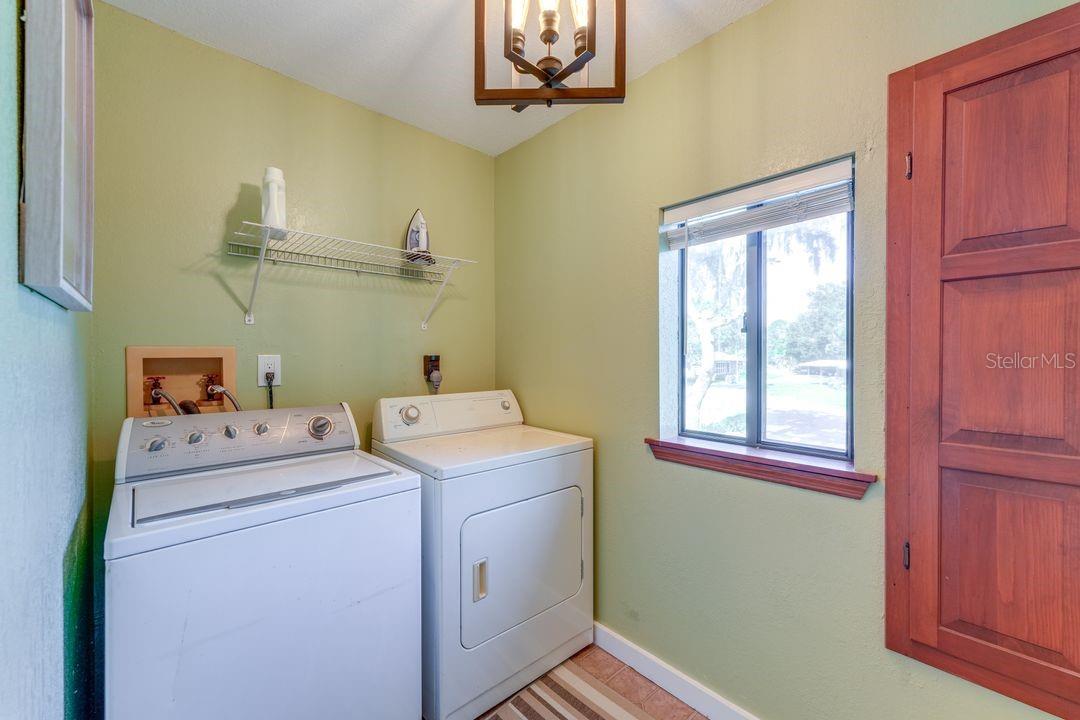 900 N Harbor Terrace Property Photo 37