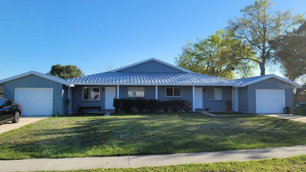 111 Hazelcrest St Property Photo 1