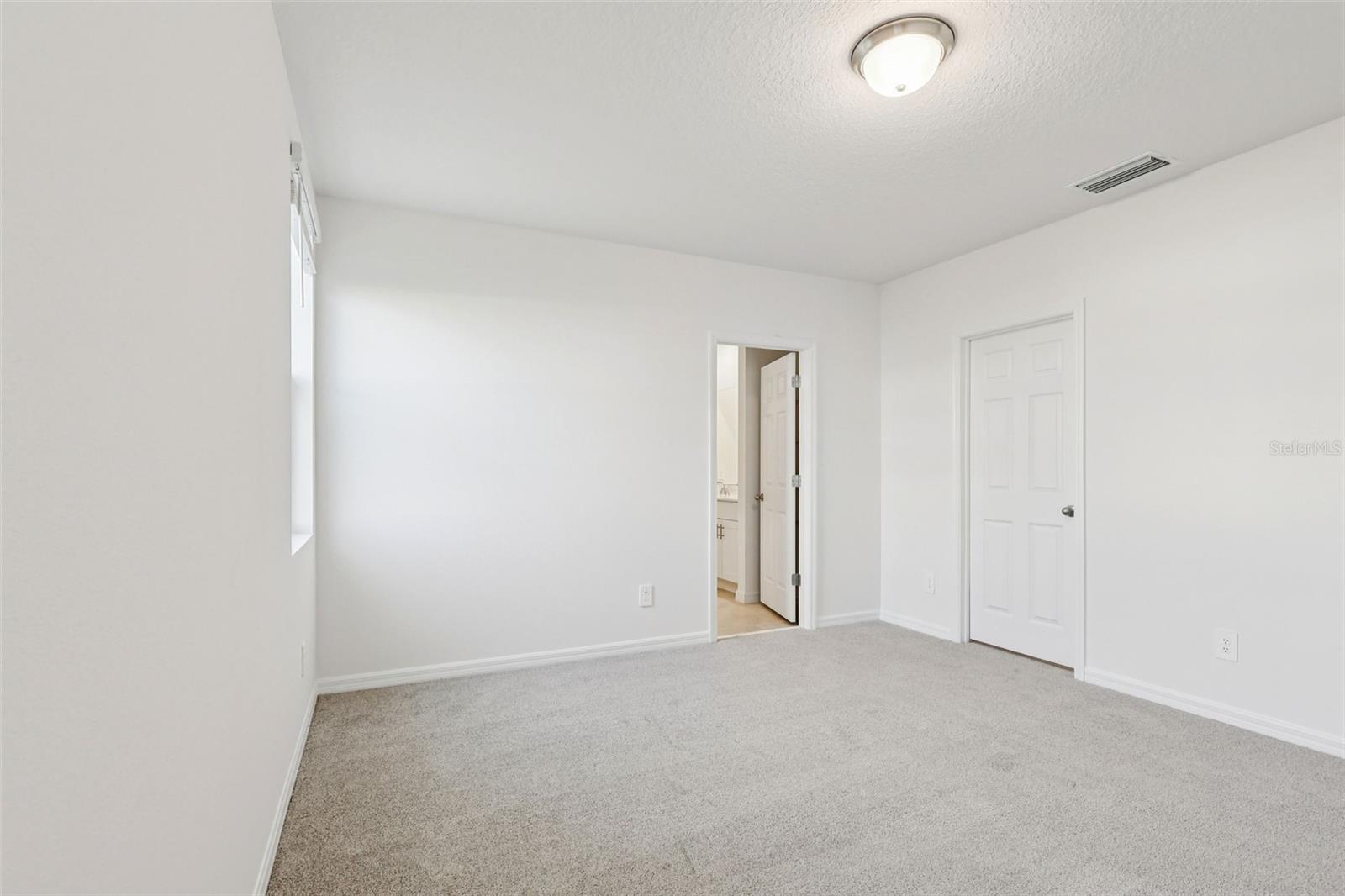 2899 Hornbill Dr Property Photo 25
