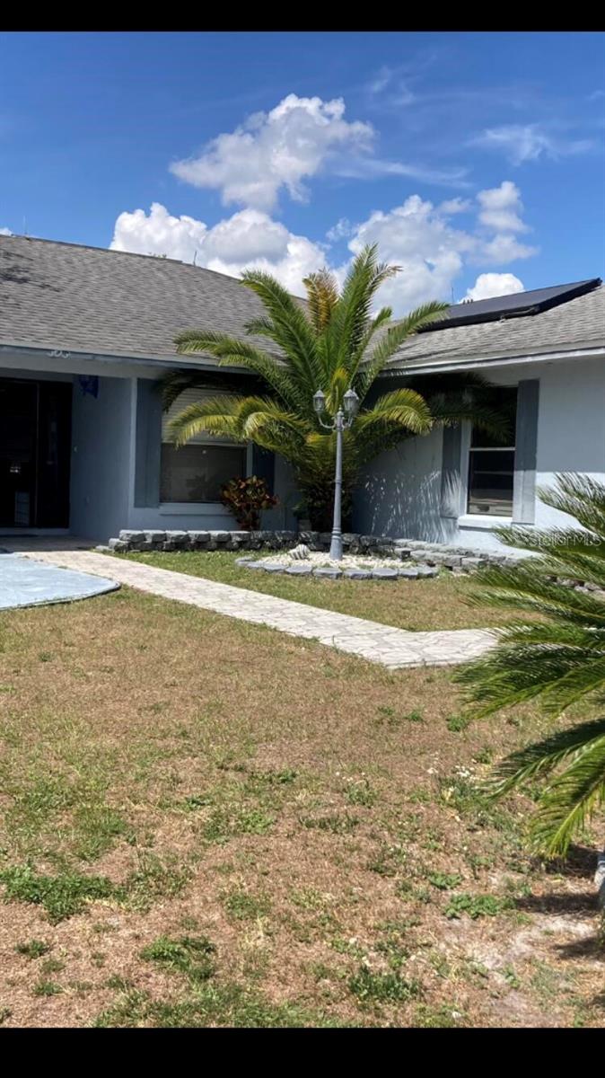 303 Cocoa Ct Property Photo 2