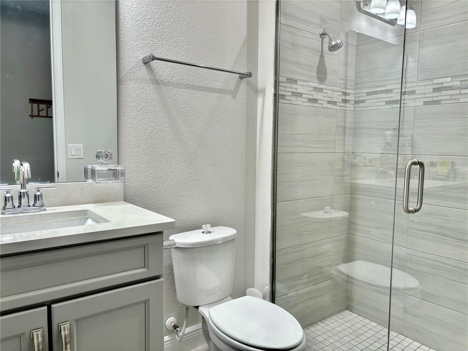 6043 Bimini Twist Loop Property Photo 23