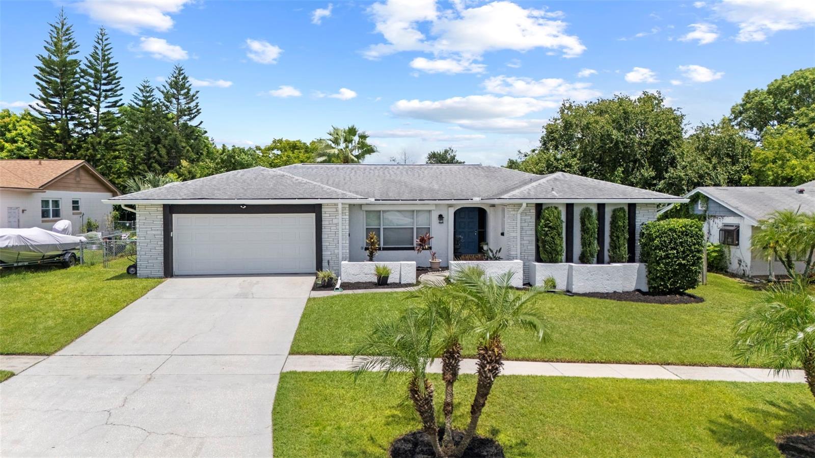 605 Spring Oaks Blvd Property Photo 1