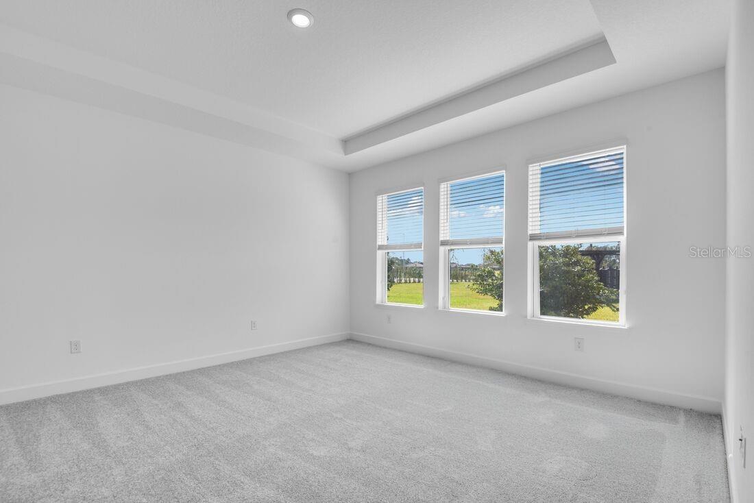 672 Junonia Blvd Property Photo 15