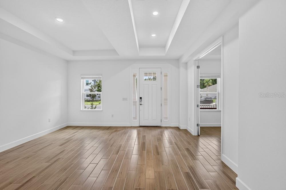 668 Junonia Blvd Property Photo 19