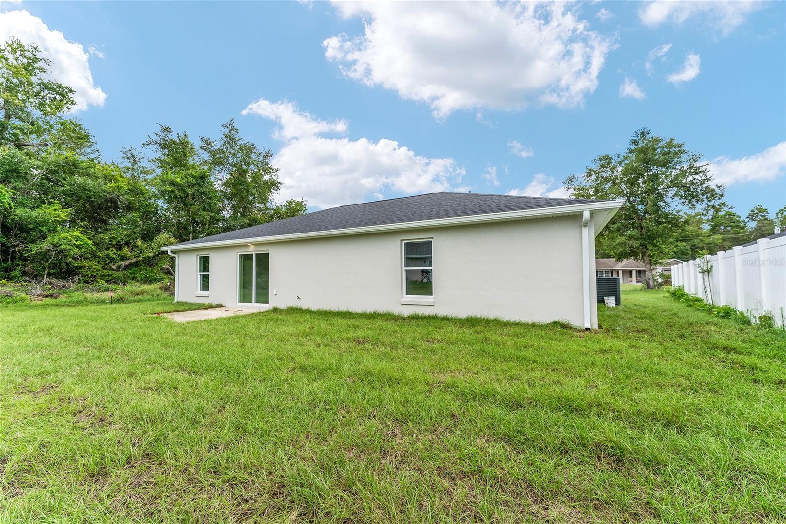 13027 Ne 5th Pl Property Photo 4