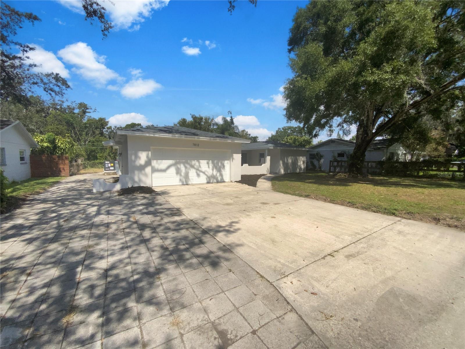 7812 N 53rd St Property Photo 1