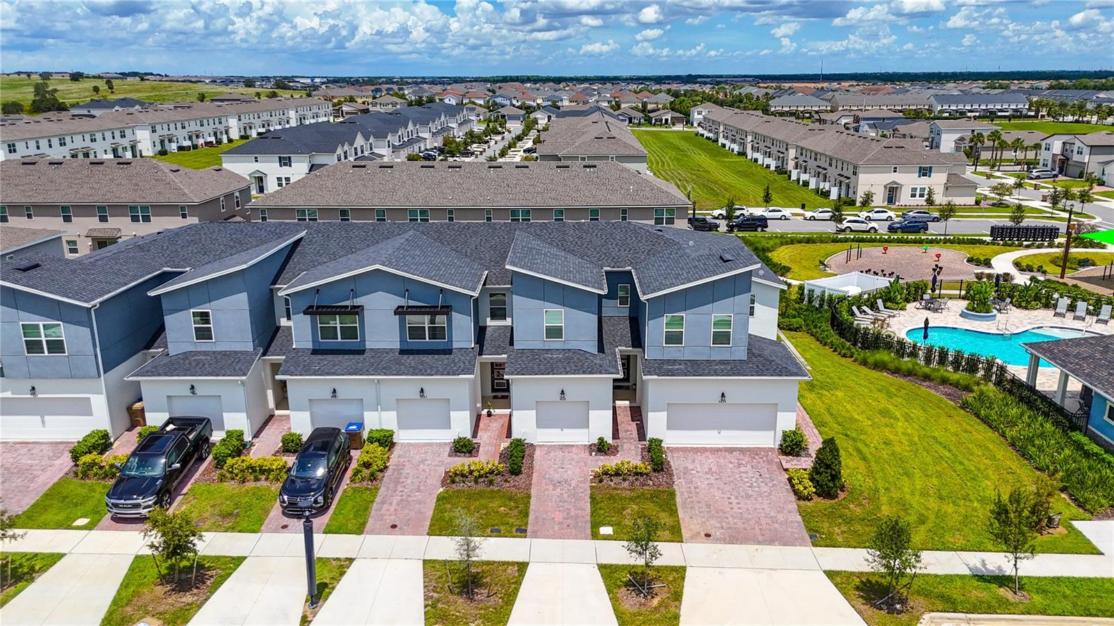 9039 Beach Tea Way Property Photo 3