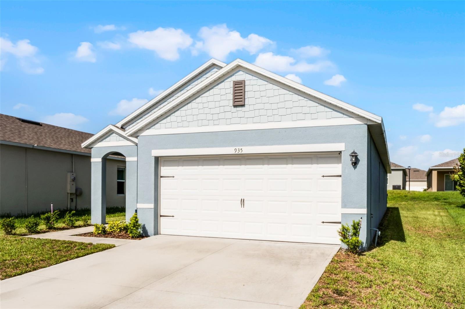 935 August Sky Dr Property Photo 3