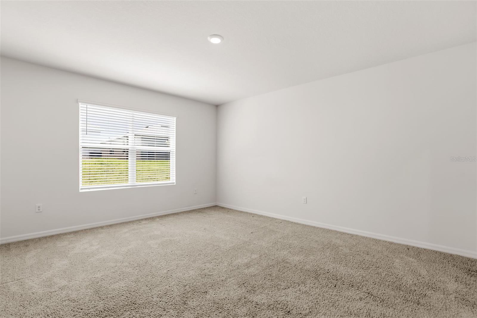 935 August Sky Dr Property Photo 15