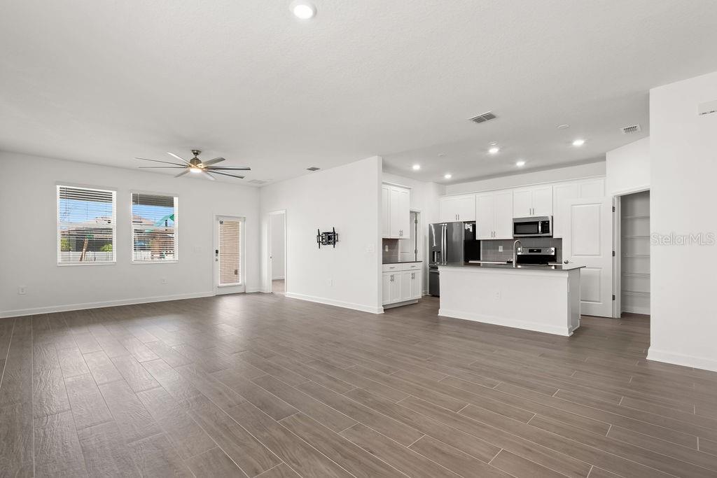 11843 Language Way Property Photo 19