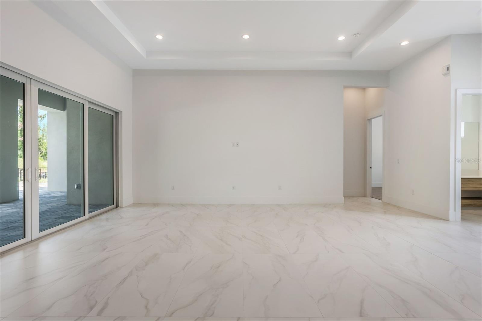 16110 Pendio Dr Property Photo 7