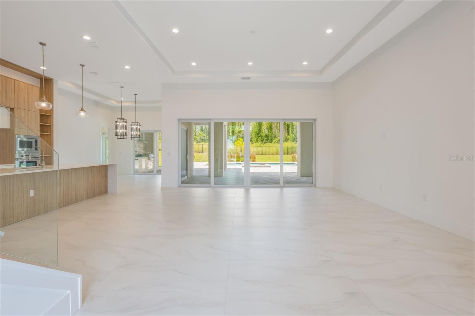 16110 Pendio Dr Property Photo 10