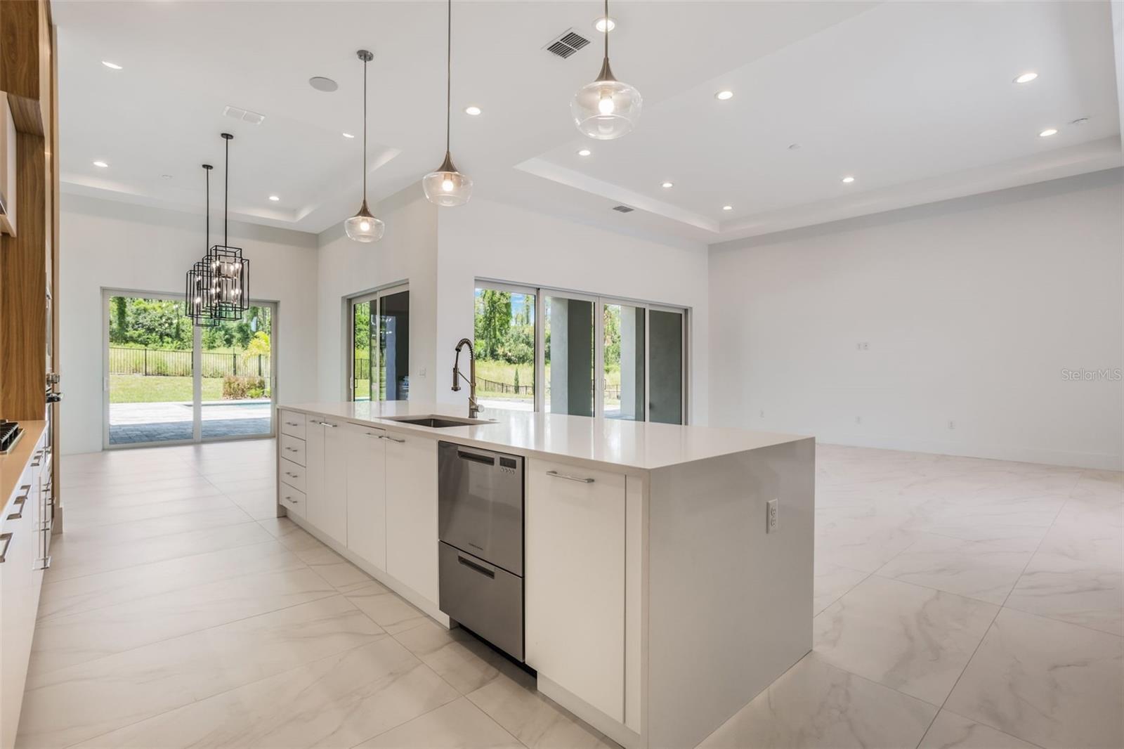 16110 Pendio Dr Property Photo 16