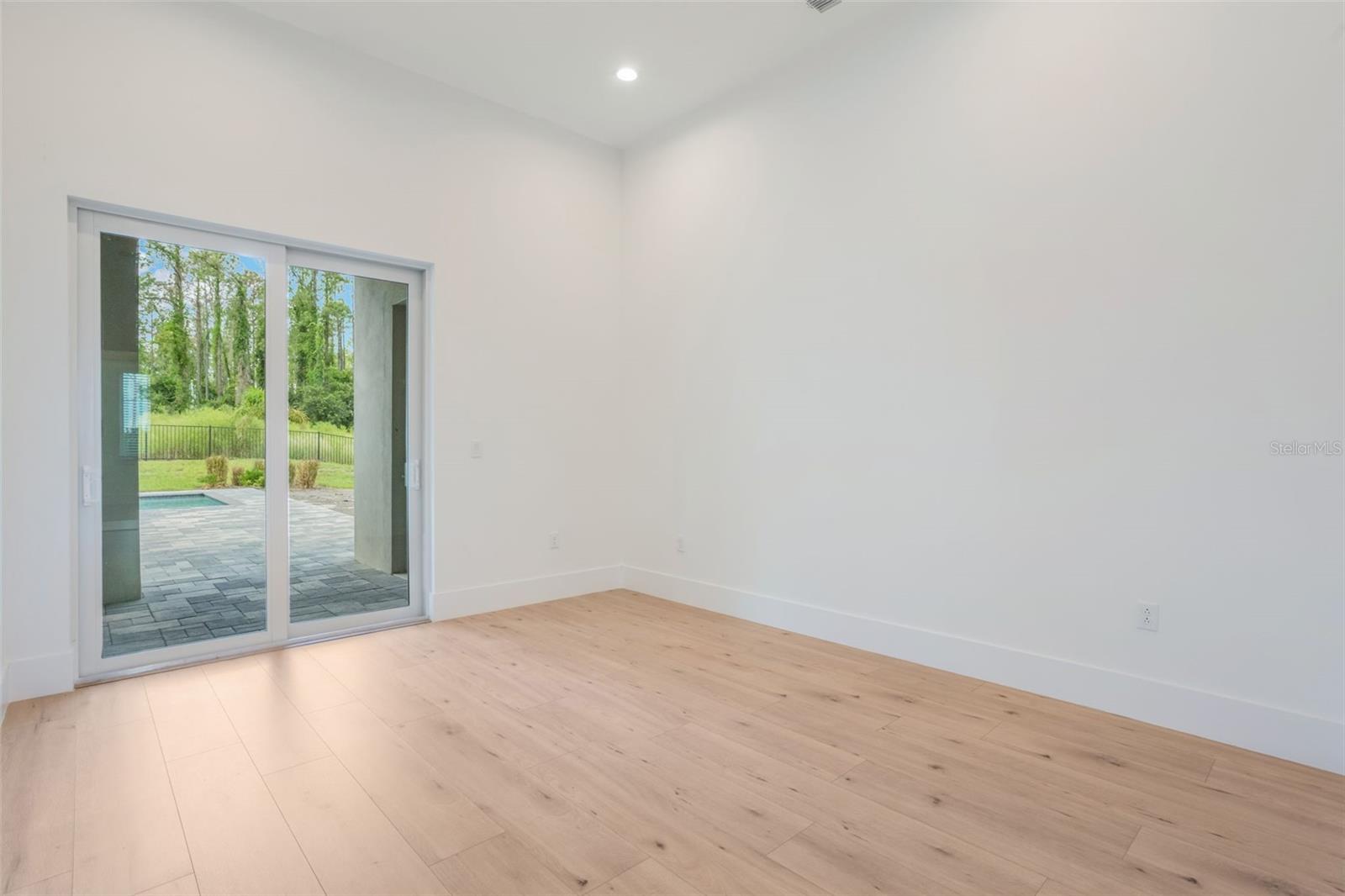 16110 Pendio Dr Property Photo 24