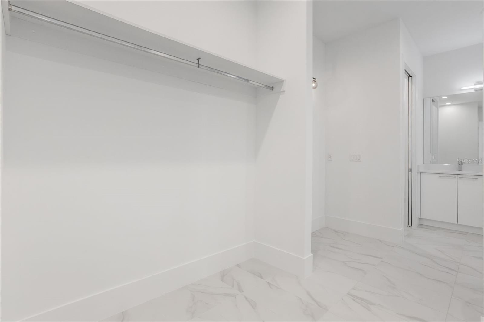 16110 Pendio Dr Property Photo 33