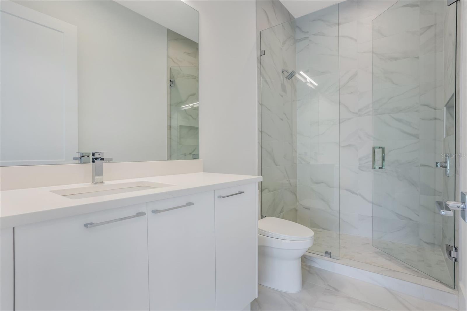 16110 Pendio Dr Property Photo 38