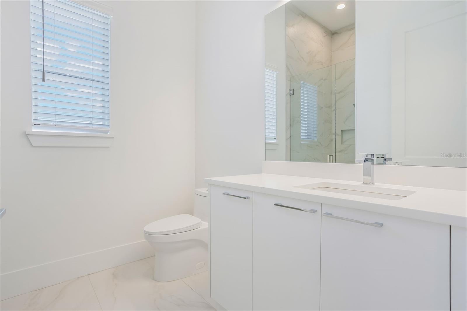 16110 Pendio Dr Property Photo 40