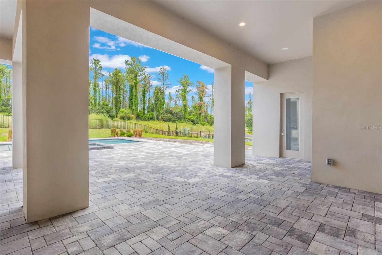 16110 Pendio Dr Property Photo 53