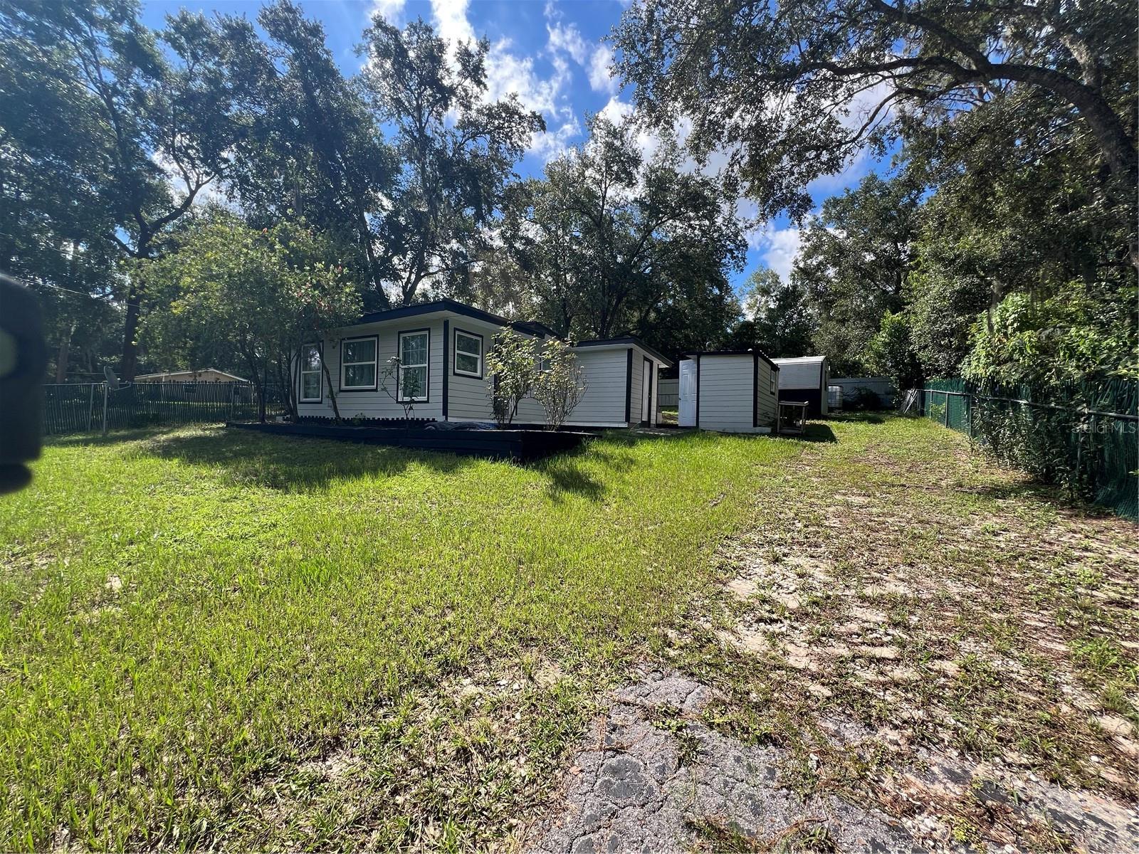 3750 Hilltop Property Photo 2