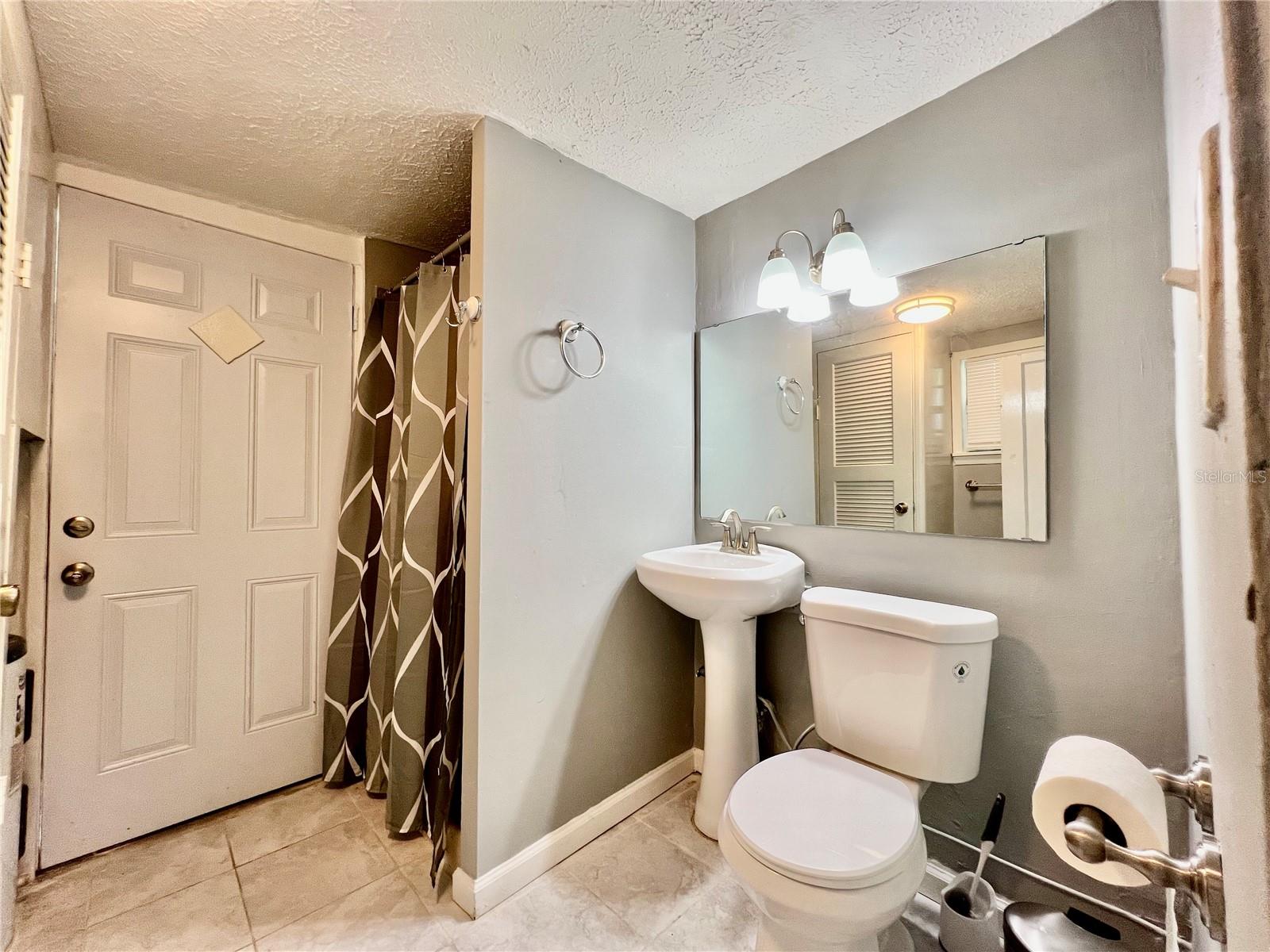 3750 Hilltop Property Photo 12