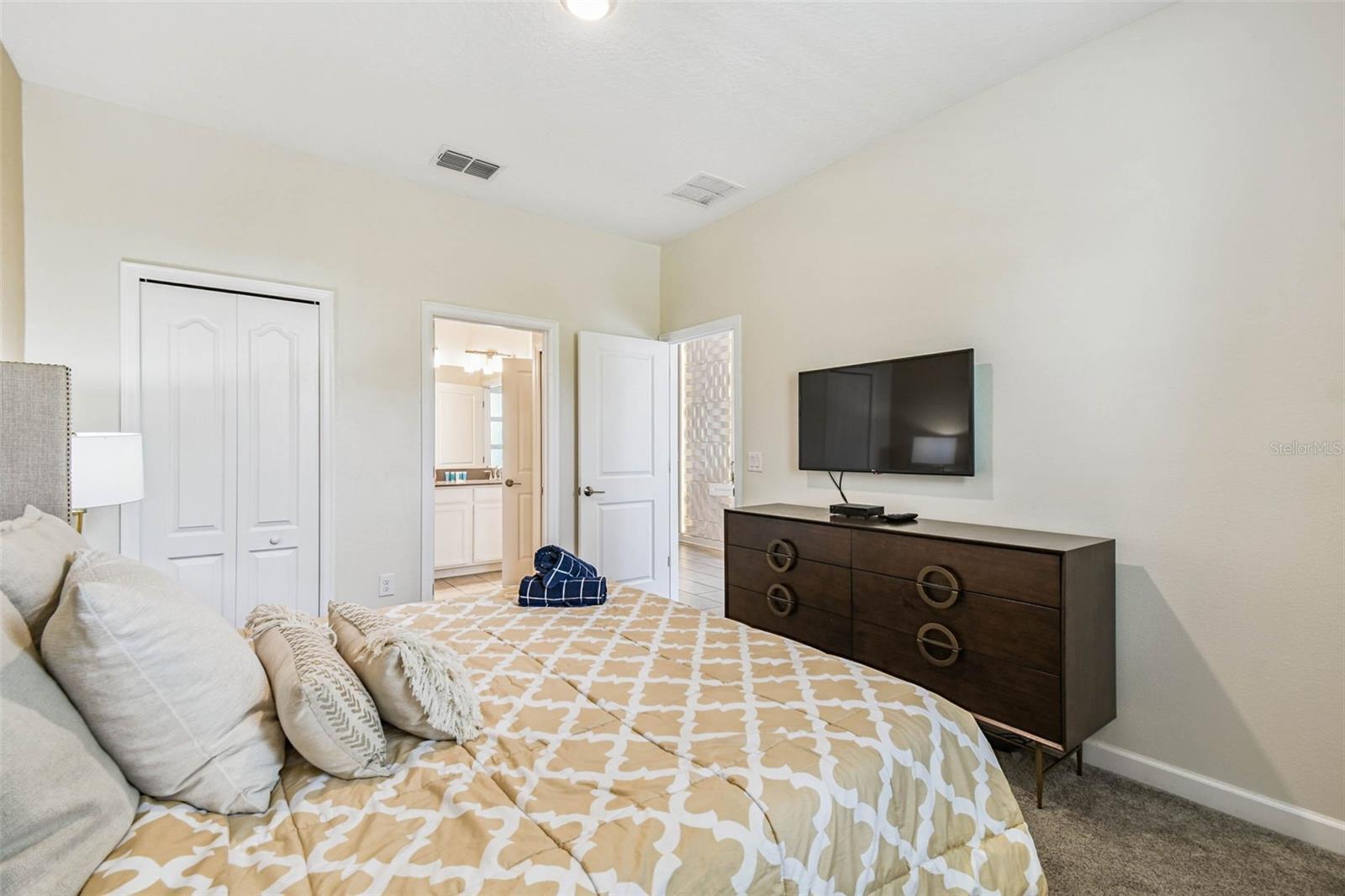 8844 Cruden Bay Ct Property Photo 8