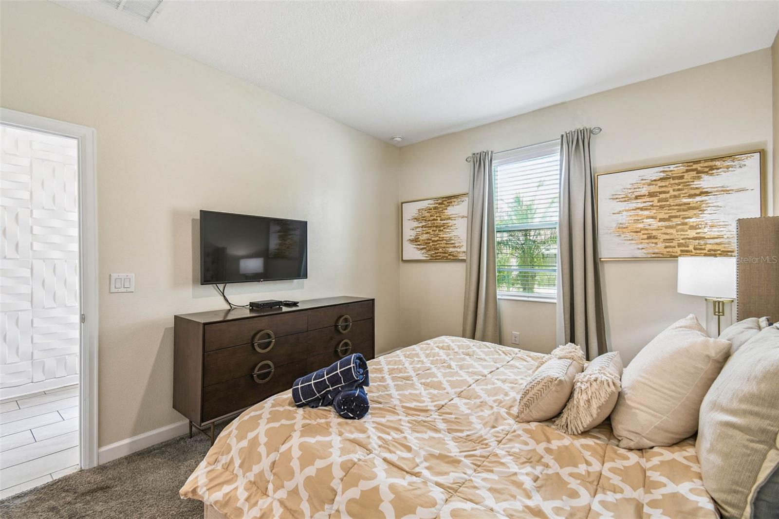 8844 Cruden Bay Ct Property Photo 9