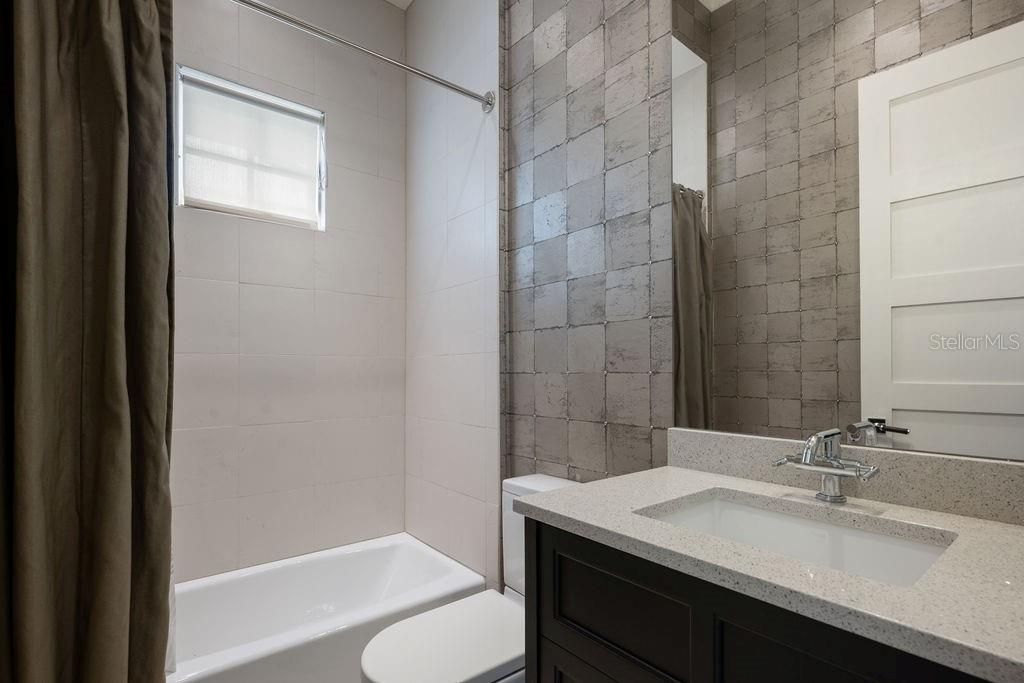 9721 Carillon Park Dr Property Photo 62