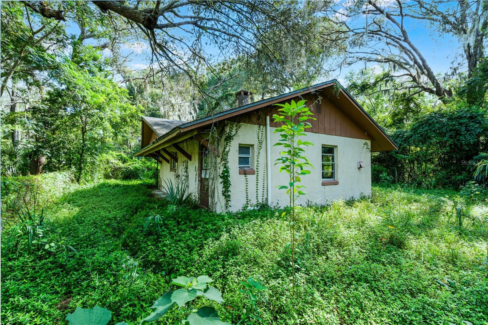 7466 Vivian Ln Property Photo 1