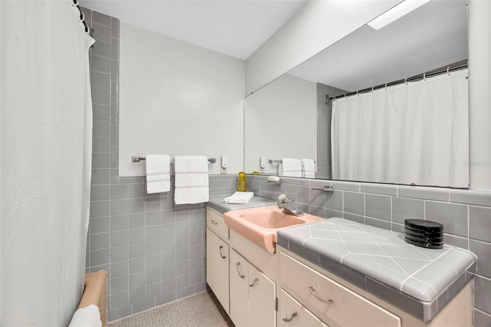 311 E Morse Blvd #7-11 Property Photo 13