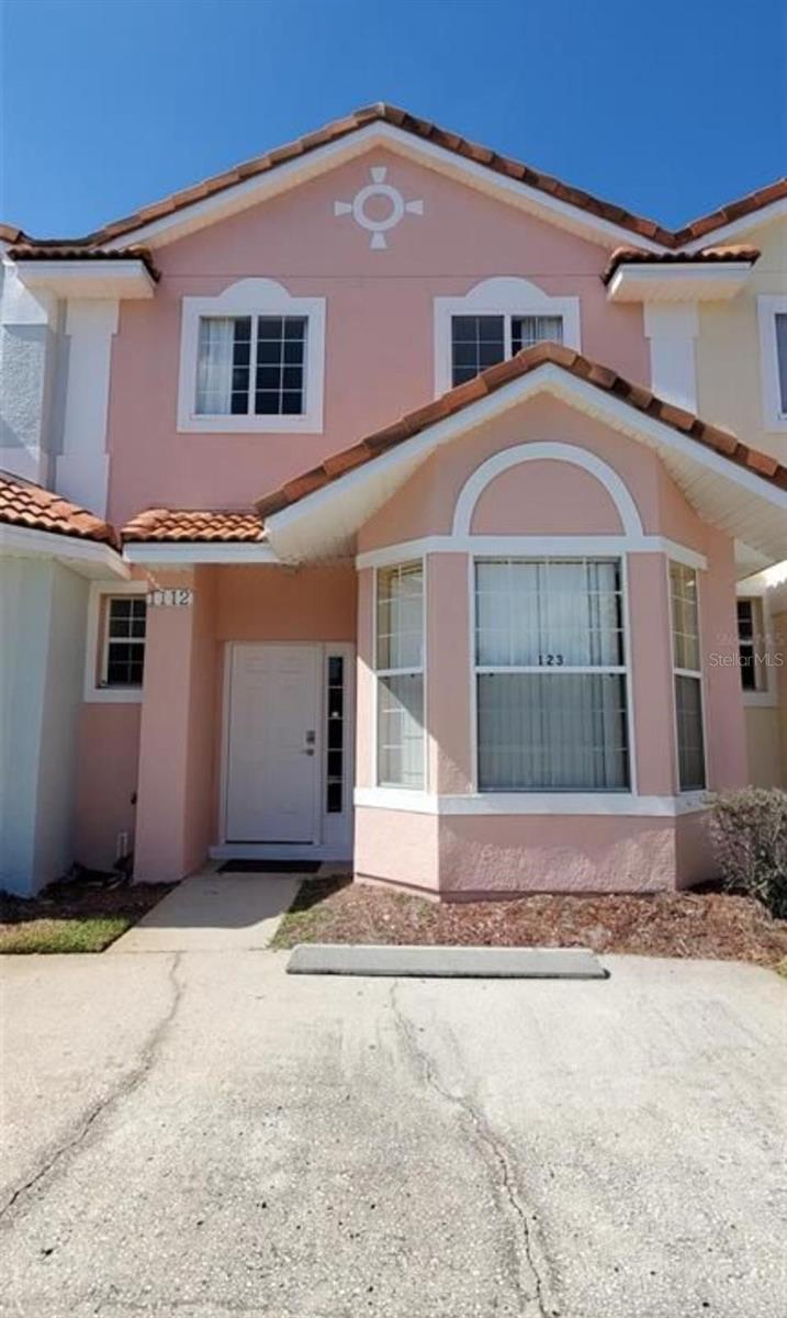 1112 S Beach Cir Property Photo 1