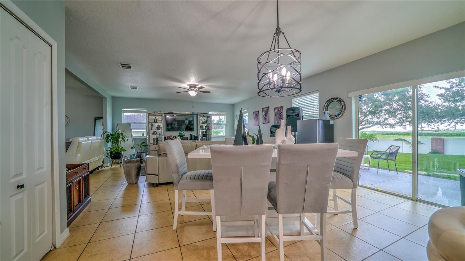 2015 Barstow Ln Property Photo 13