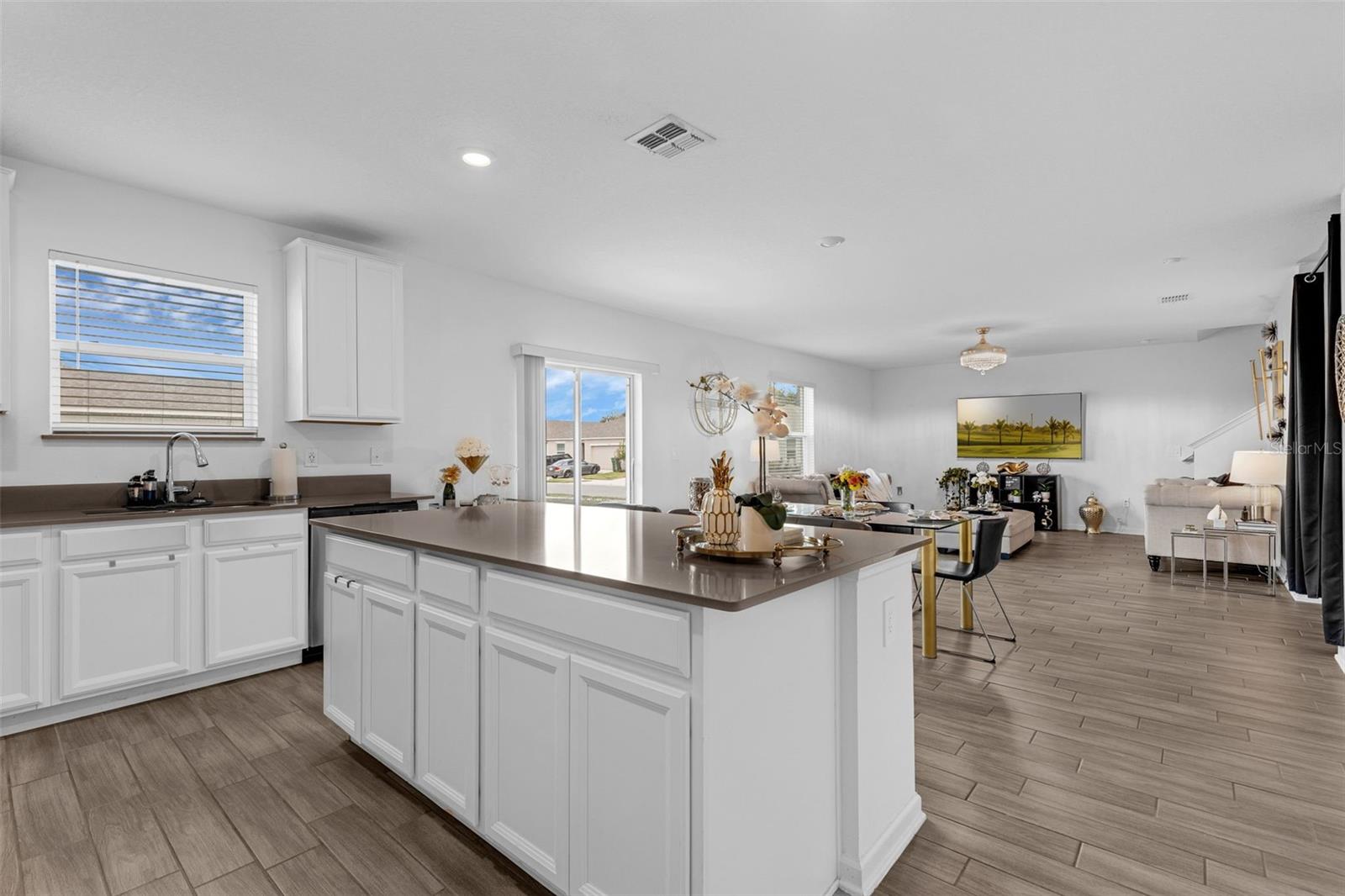 34535 Shellback St Property Photo 13